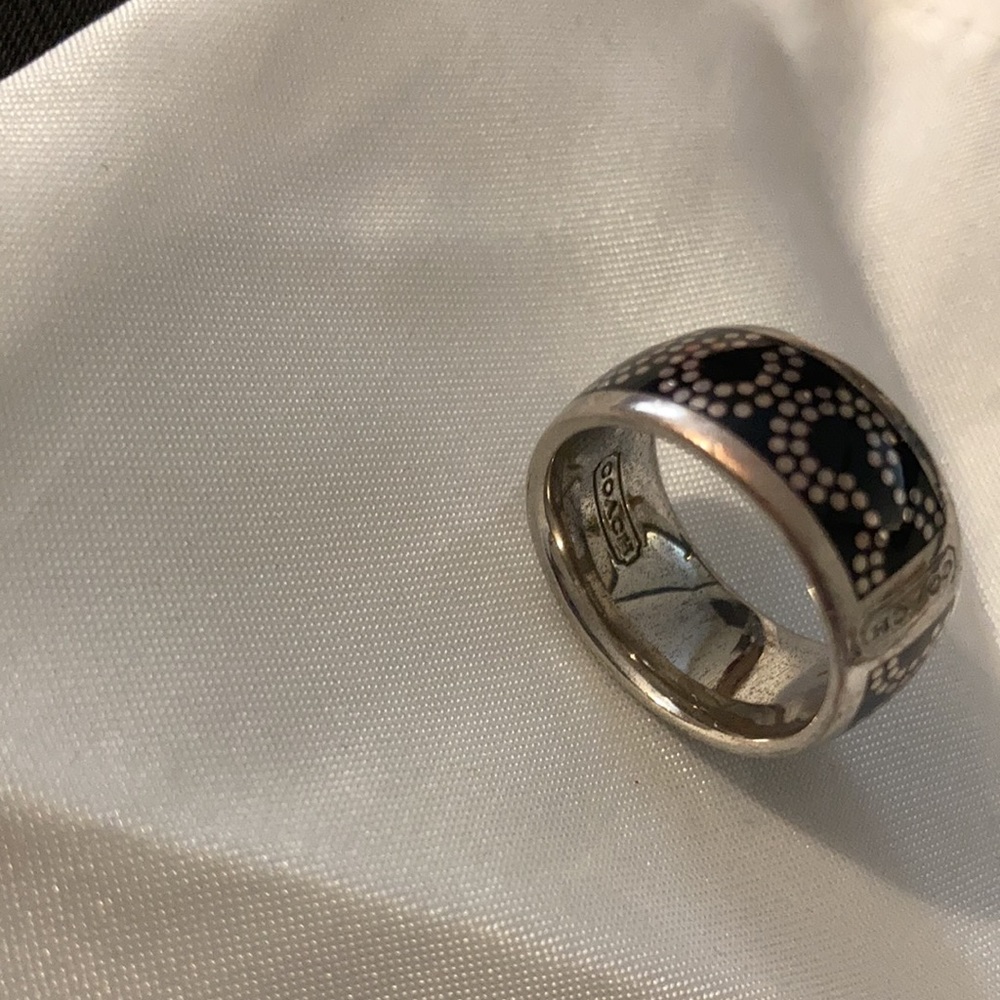 Coach ring - Picture 2 of 2